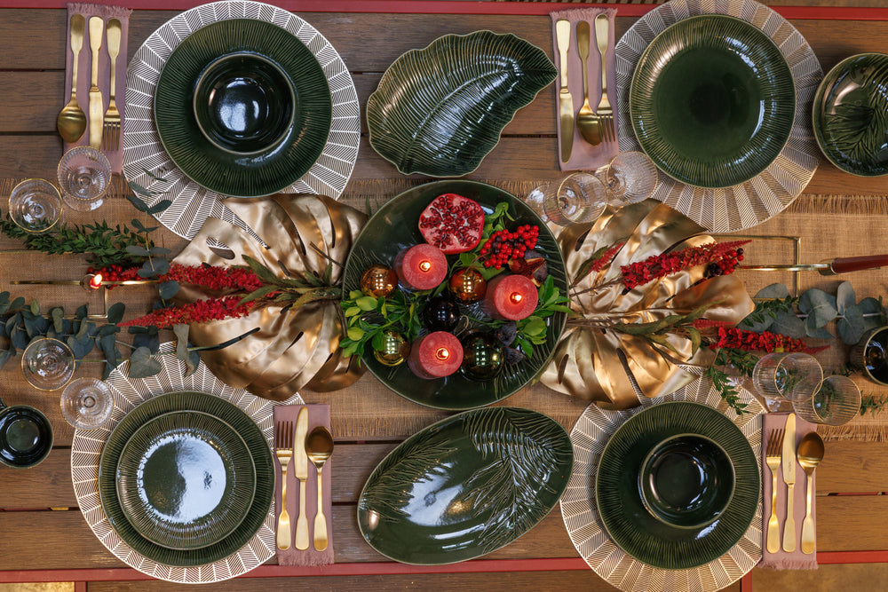 Mikasa Round Metallic Placemats, Set of 4, Gold, 38cm