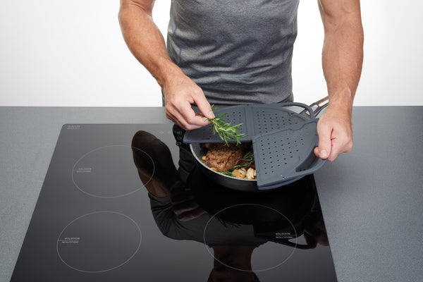 MasterClass Smart Space Folding Splatter Guard image 8