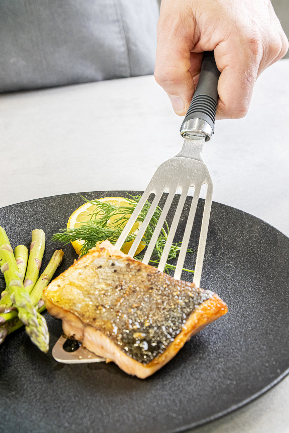 KitchenCraft Professional Fish Slice with Soft Grip Handle