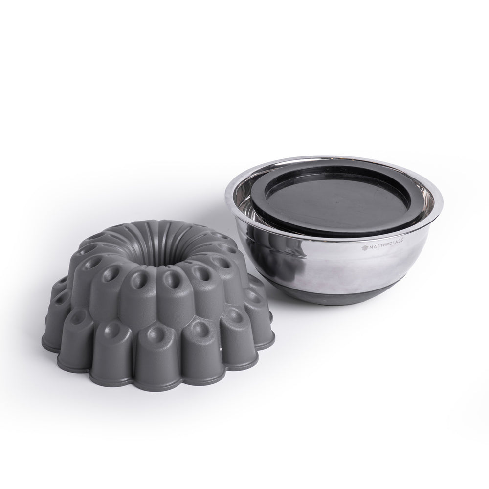 MasterClass 4pc Baking Set with Cast Aluminium Button Decorative Cake Pan and 3pc Stainless Steel Bowl Set image 1