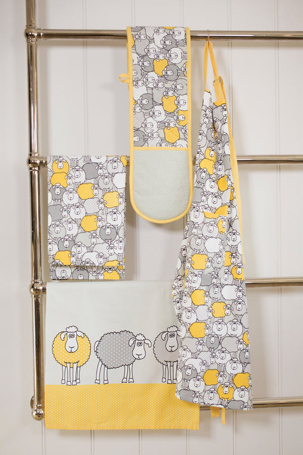 KitchenCraft Yellow Sheep Apron image 2