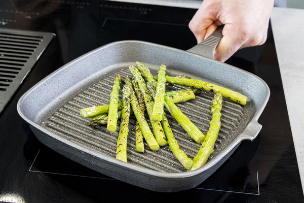 KitchenCraft Cast Iron Square Grill Pan, 23cm image 4