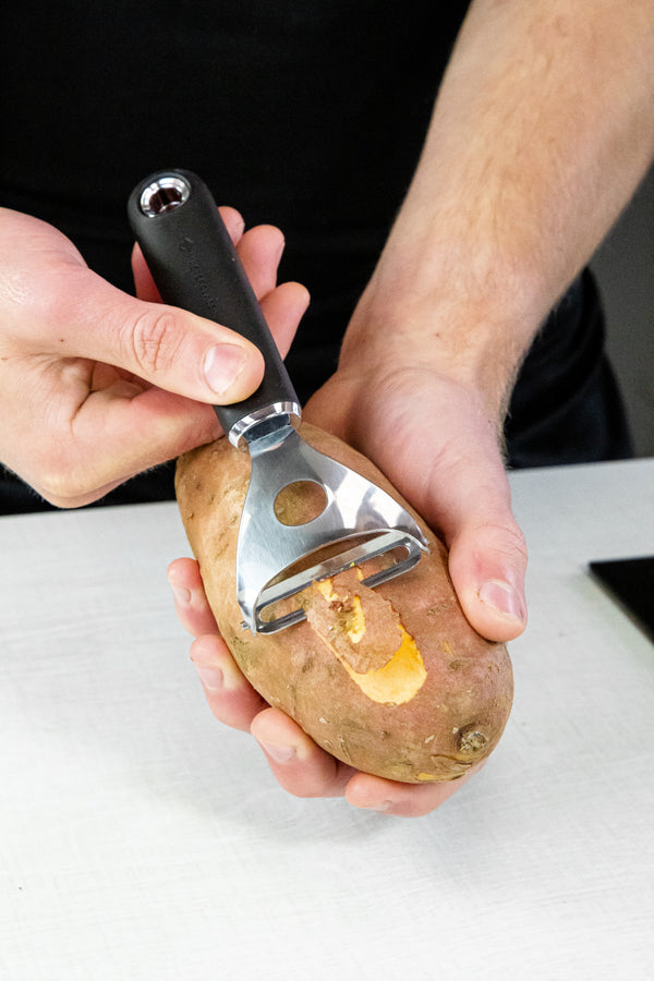 MasterClass Soft Grip Stainless Steel Y Shaped Peeler image 5