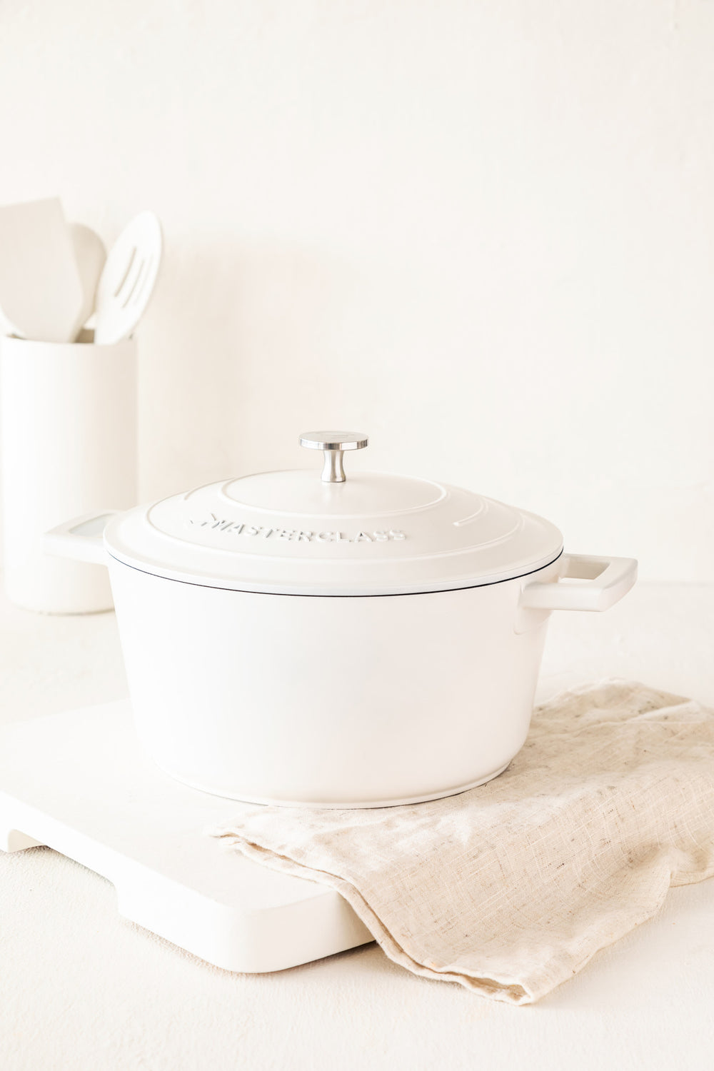 MasterClass Cream Cast Aluminium Casserole Dish, 4L