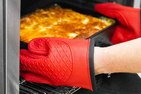 MasterClass Seamless Silicone Double Oven Glove image 2