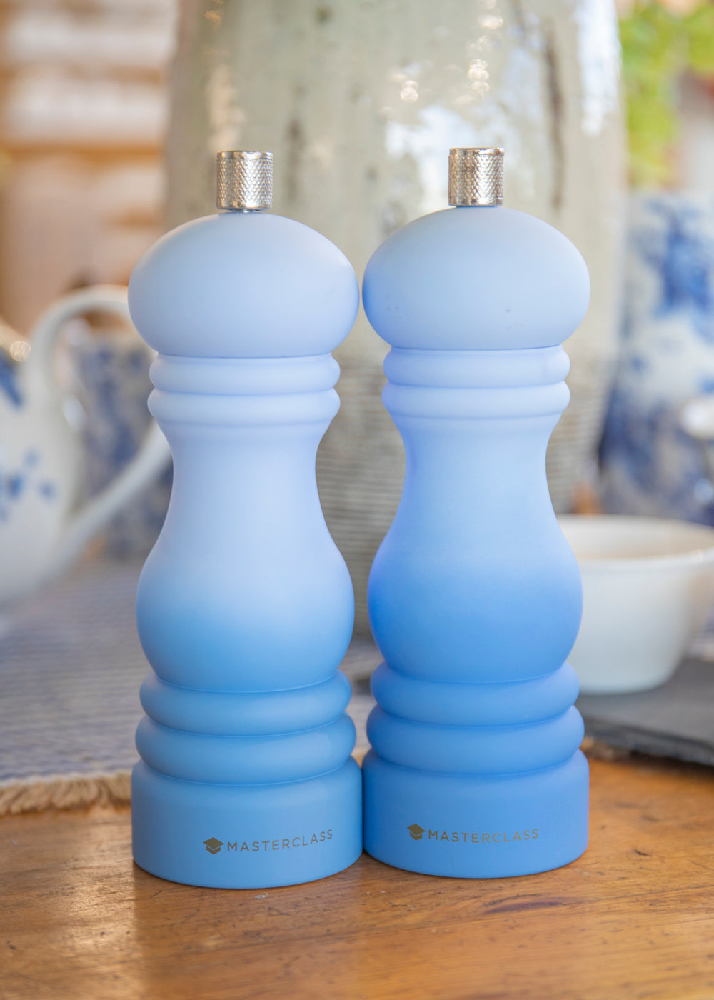 MasterClass Salt or Pepper Mill (17cm) - Blue Ombre