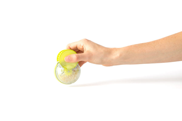 Chef'n GarlicZoom™ Garlic Chopper image 4