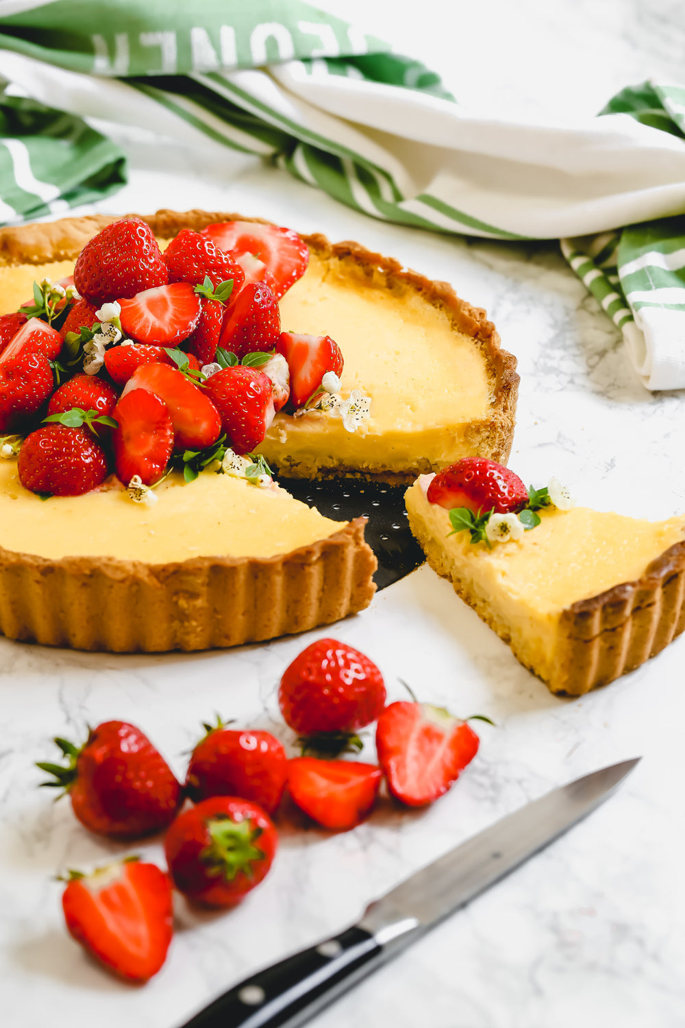 MasterClass Crusty Bake Non-Stick Fluted Round Flan / Quiche Tin, 28cm