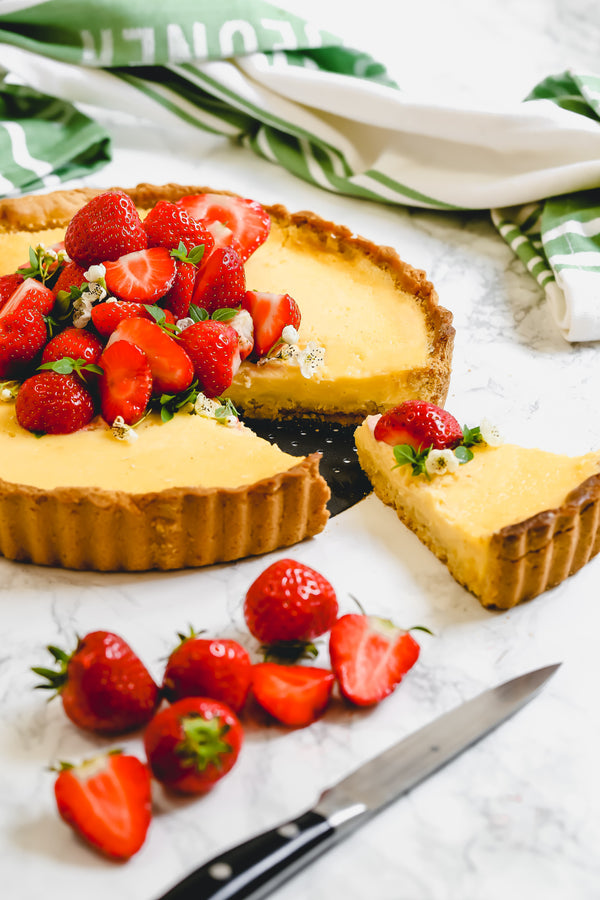 MasterClass Crusty Bake Non-Stick Fluted Round Flan / Quiche Tin, 28cm image 5
