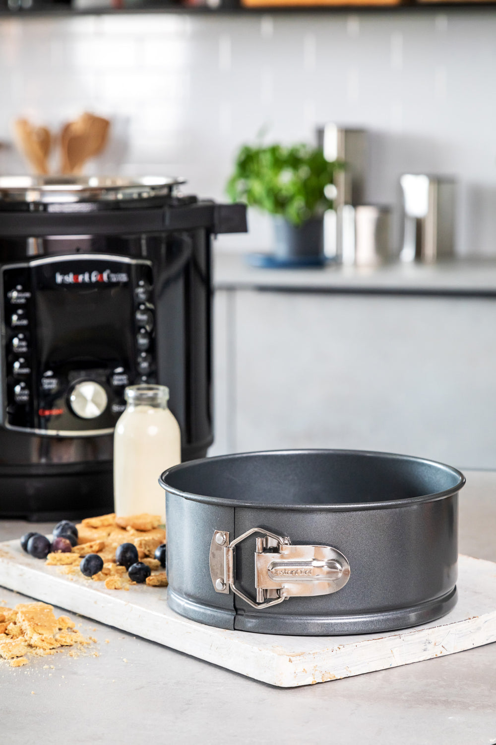 Instant Pot™ 7.5-inch Nonstick Springform Pan