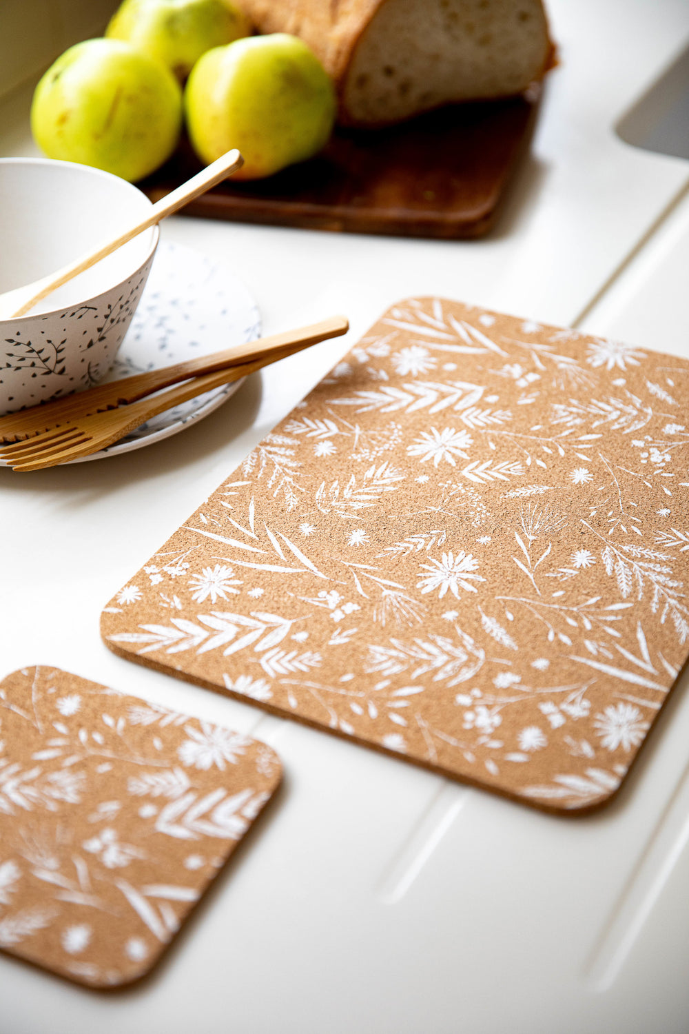 Natural Elements Set of 4 Biodegradable Cork Placemats, 21.5 x 19cm