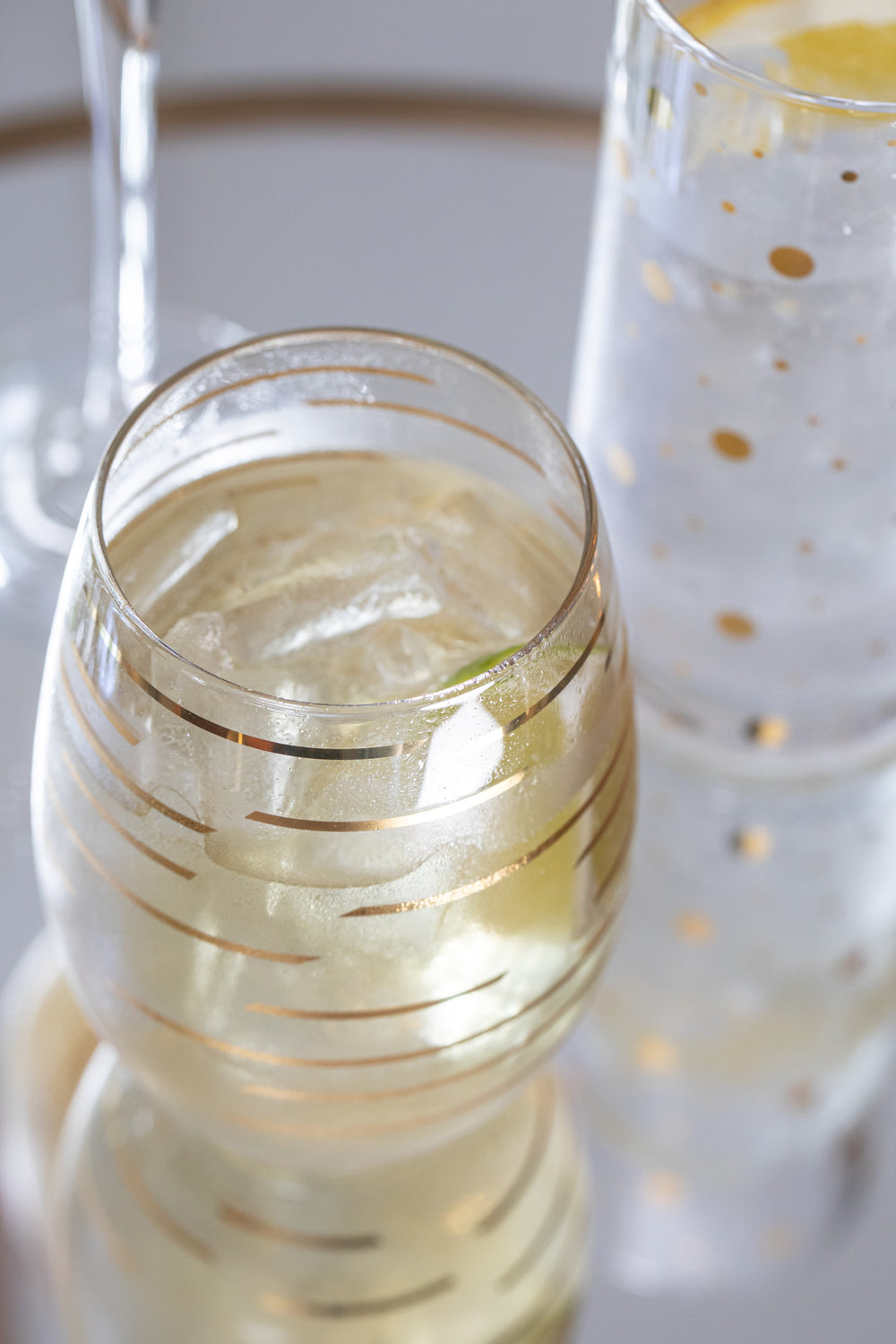 Mikasa Cheers Metallic Gold Set Of 4 Stemless 470 ml Wine Glasses