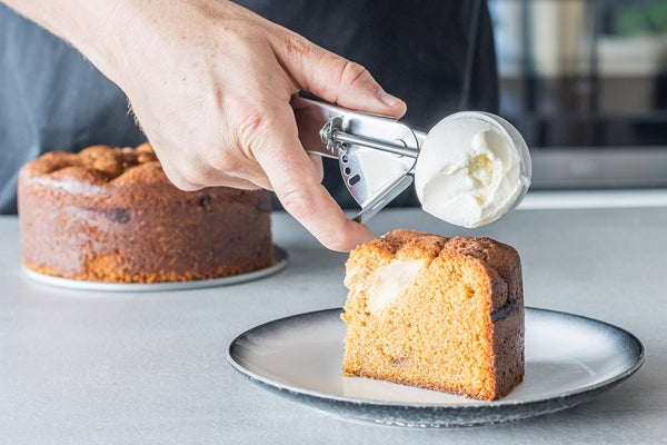 KitchenCraft Metal Ice Cream Scoop image 6