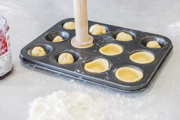 MasterClass Non-Stick 12 Hole Mini Tart Pan image 2