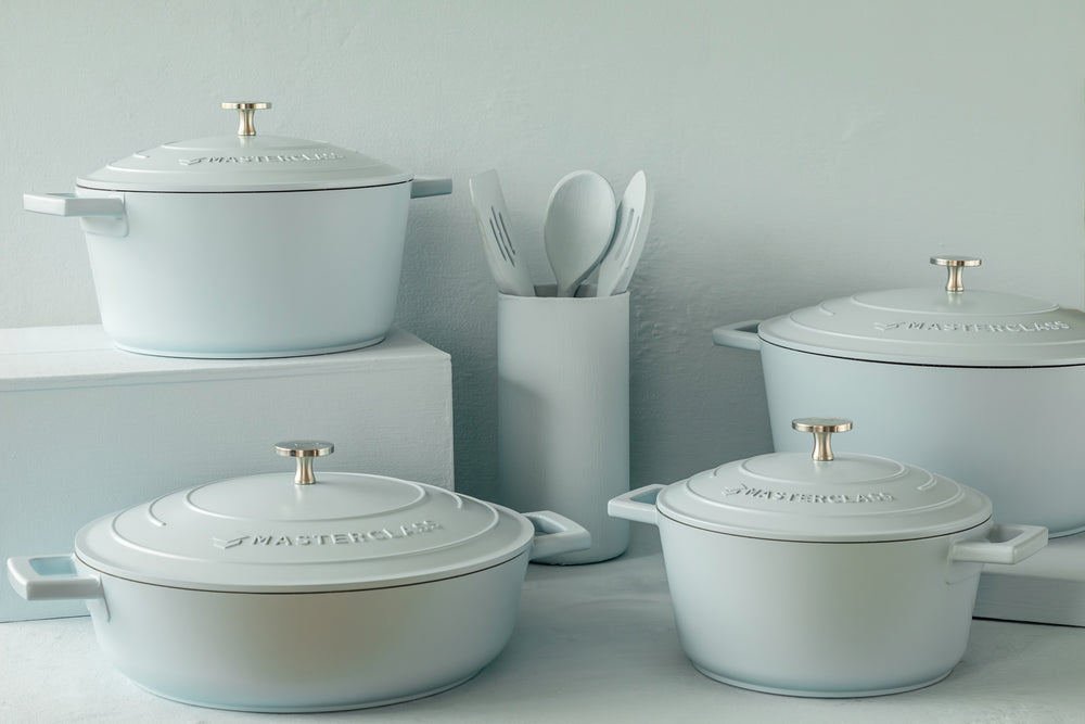 MasterClass Sky Blue Cast Aluminium Casserole Dish, 4L