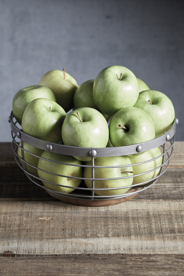 Industrial Kitchen Wire Fruit Basket image 6