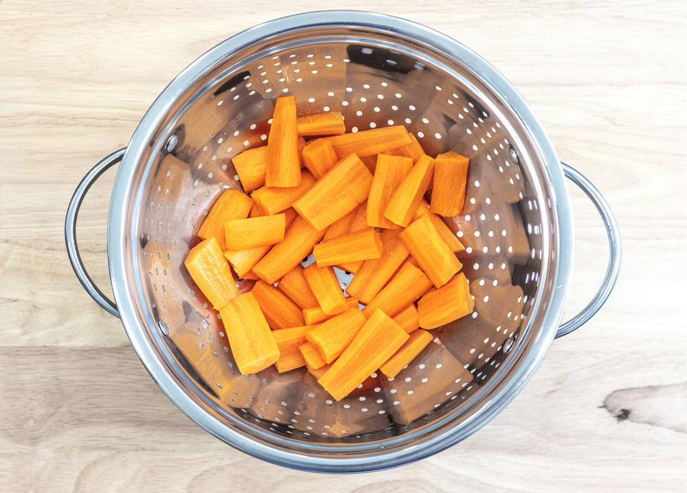 MasterClass Deluxe 25.5cm Two Handled Colander