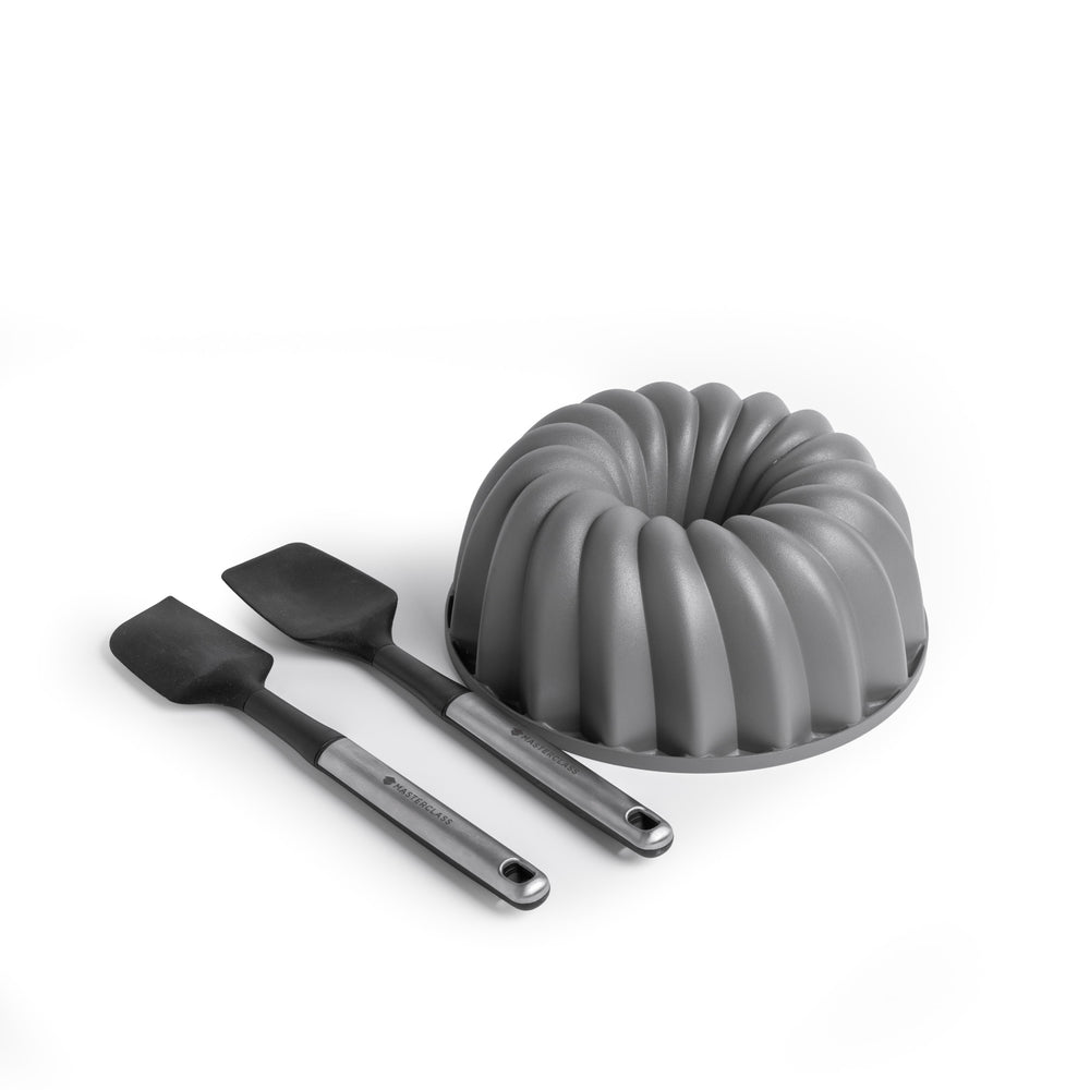 MasterClass 3pc Bakeware Set with Cast Aluminium Swirl Decorative Cake Pan and 2x Soft Grip Spatulas image 1
