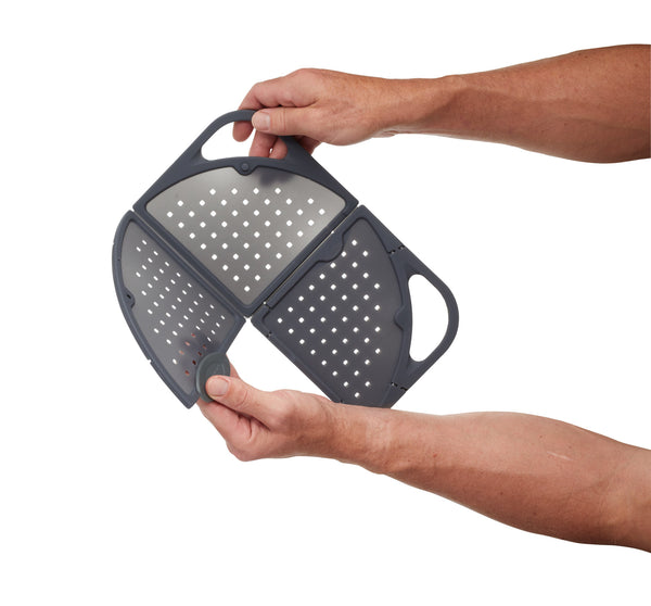 MasterClass Smart Space Folding Splatter Guard image 6