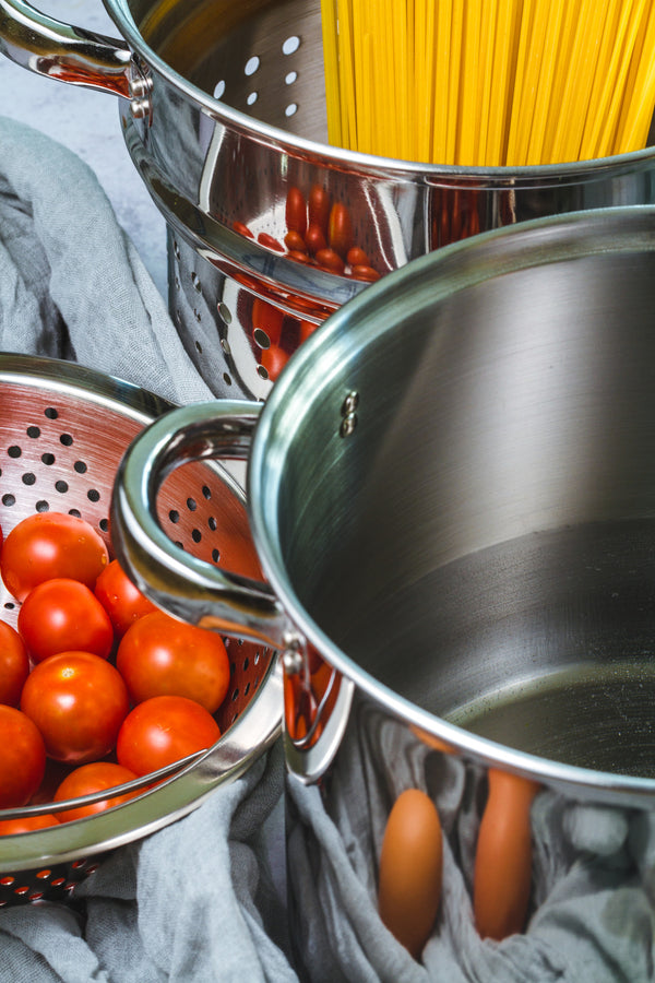 KitchenCraft World of Flavours Italian Pasta Pot with Steamer Insert image 5