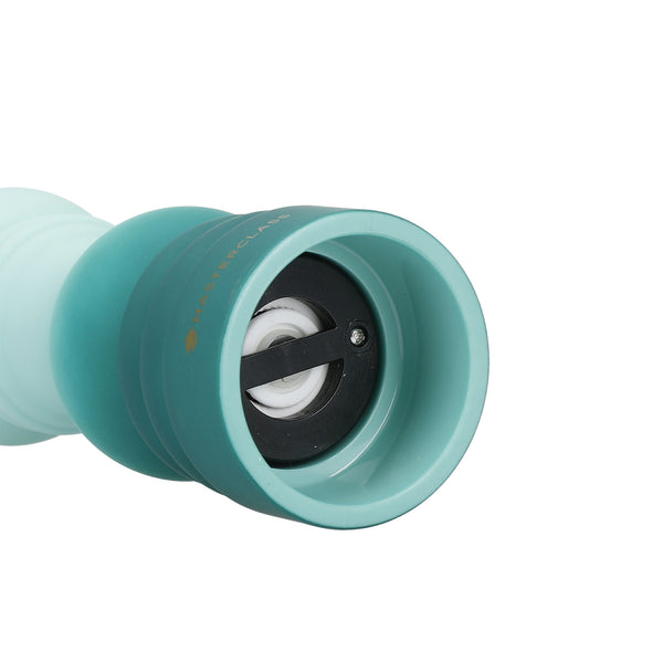 MasterClass Salt or Pepper Mill (17cm) - Green Ombre image 6