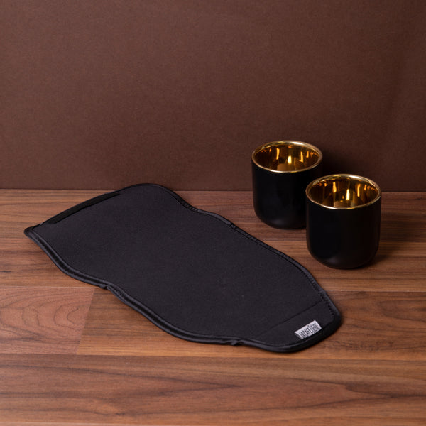 3pc Coffee Set with Black Cafetière Cosy and 2x Insulated Black Ceramic Coffee Mugs image 2