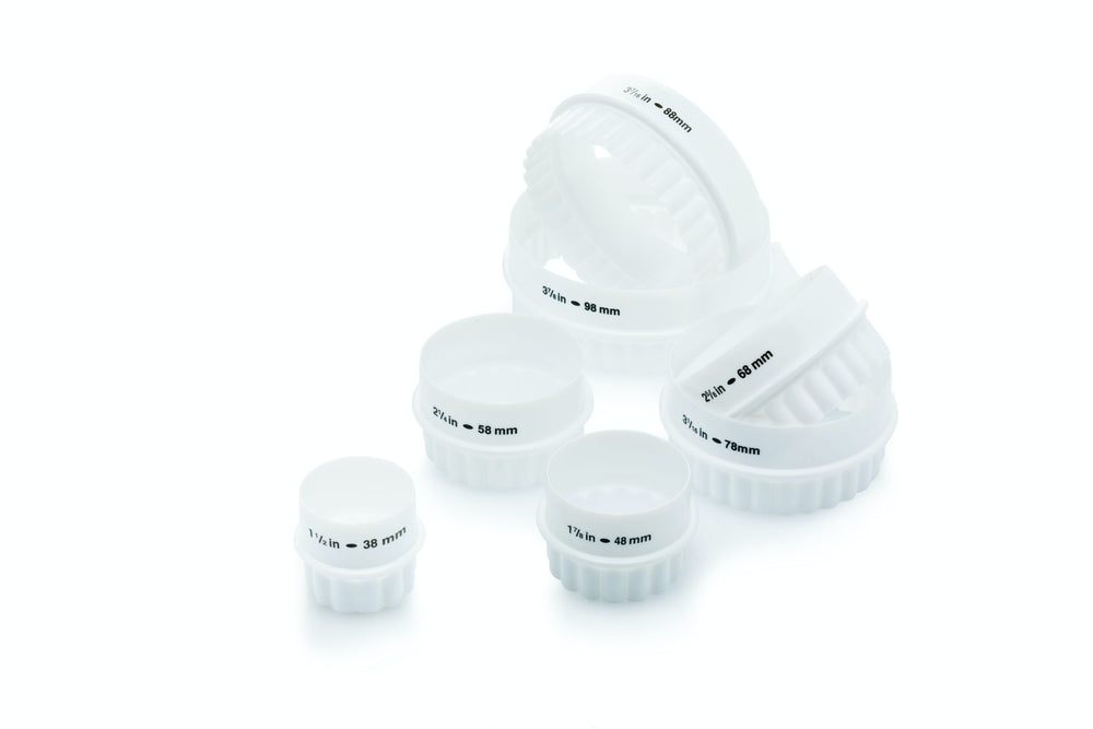 KitchenCraft Set of Seven Plastic Double Edged Biscuit / Pastry Cutters