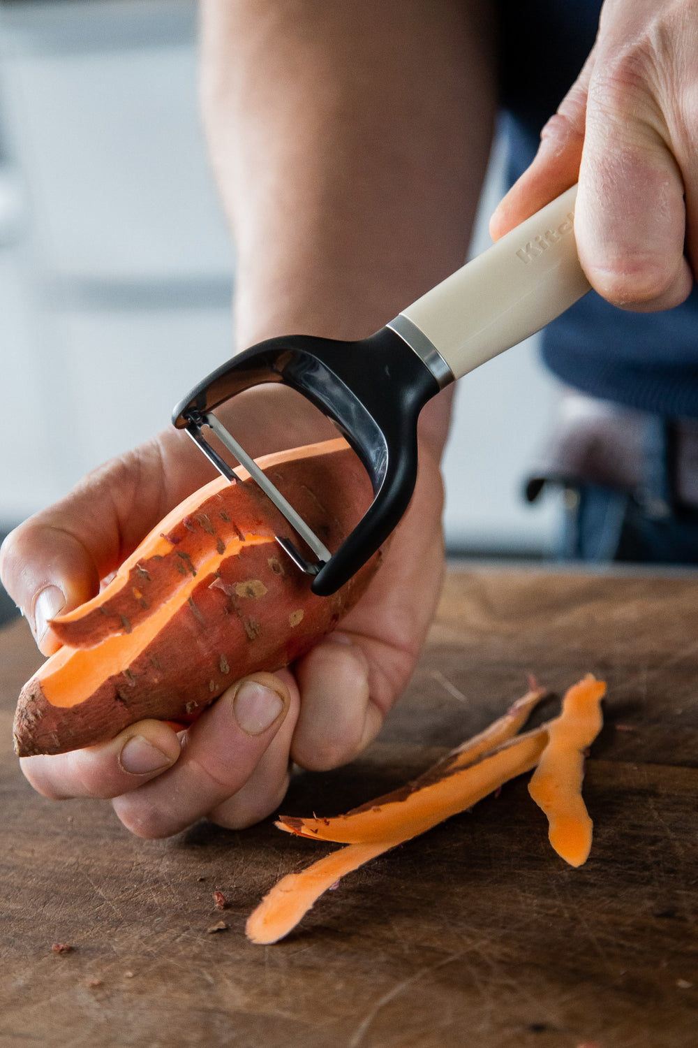 KitchenAid Stainless Steel Y Peeler - Almond Cream