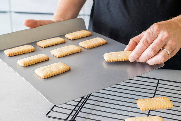 KitchenCraft Non-Stick Baking Sheet, 33.5cm x 32cm image 6