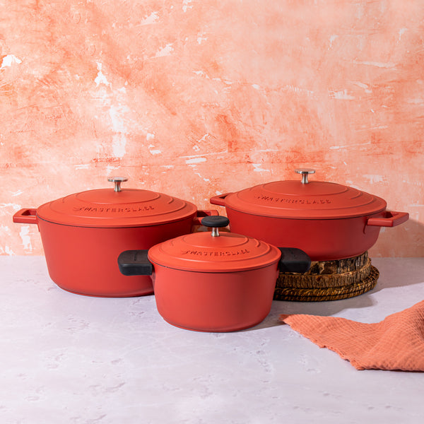 MasterClass 6pc Casserole Dish Set with 2.5L Casserole Dish, 4L & 5L Shallow Casserole Dishes and 3x Silicone Handle Covers image 2