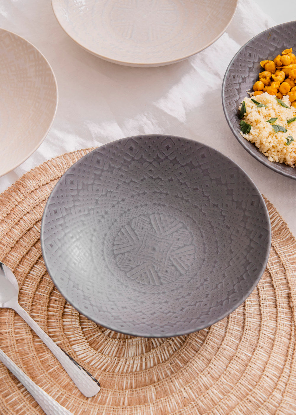 KitchenCraft Set of 4 Pasta Bowls in Gift Box, Lead-Free Glazed Stoneware - Embossed Grey