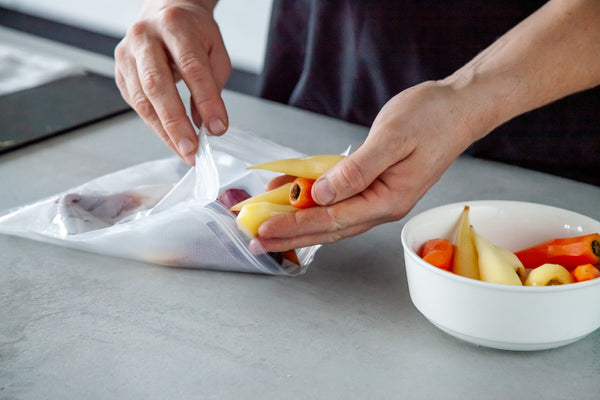 MasterClass Set of 5 Reusable Food Vacuum Sealer Bags for MCVACBAGSET, Polyethylene image 5