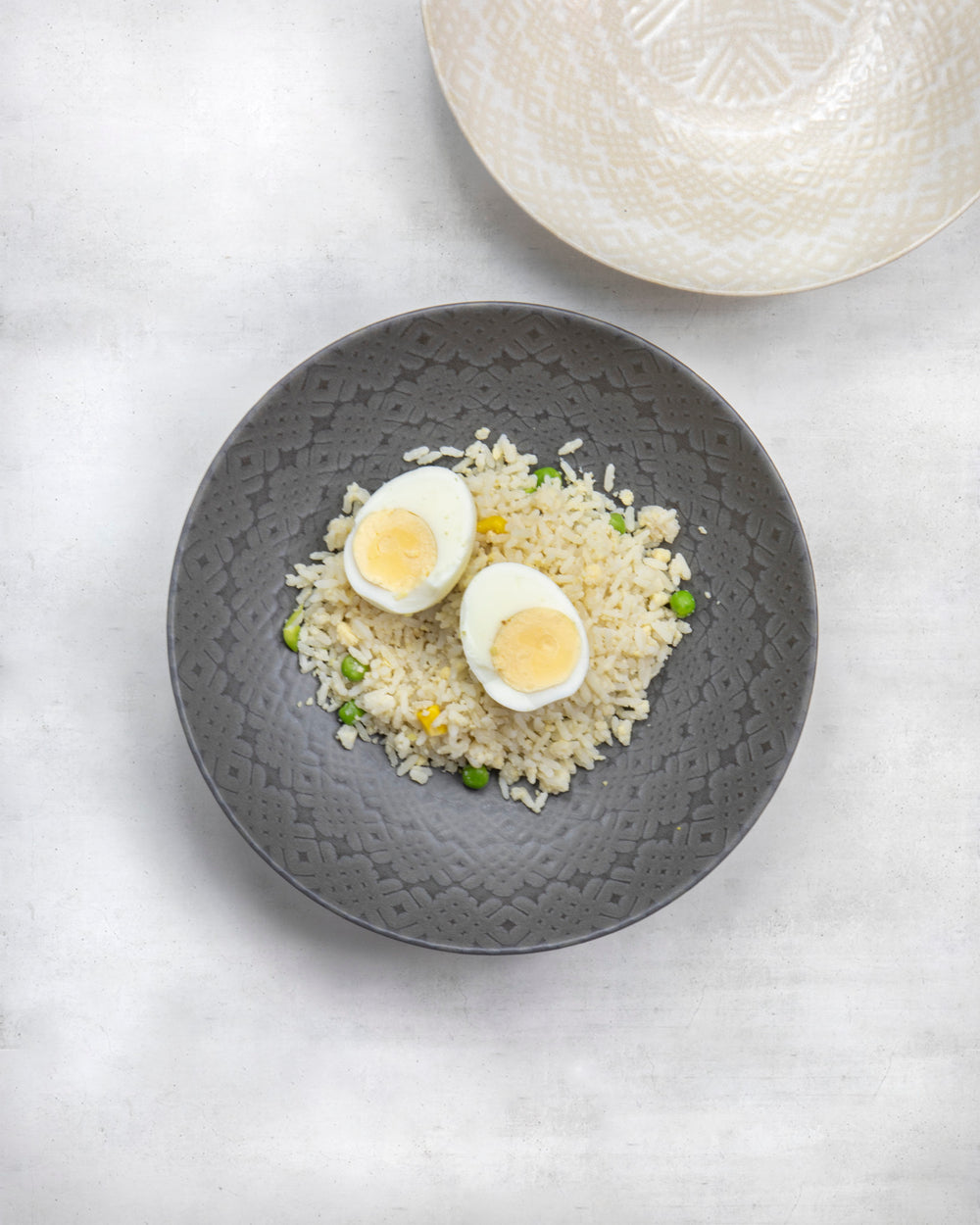 KitchenCraft Set of 4 Pasta Bowls in Gift Box, Lead-Free Glazed Stoneware - Embossed Grey