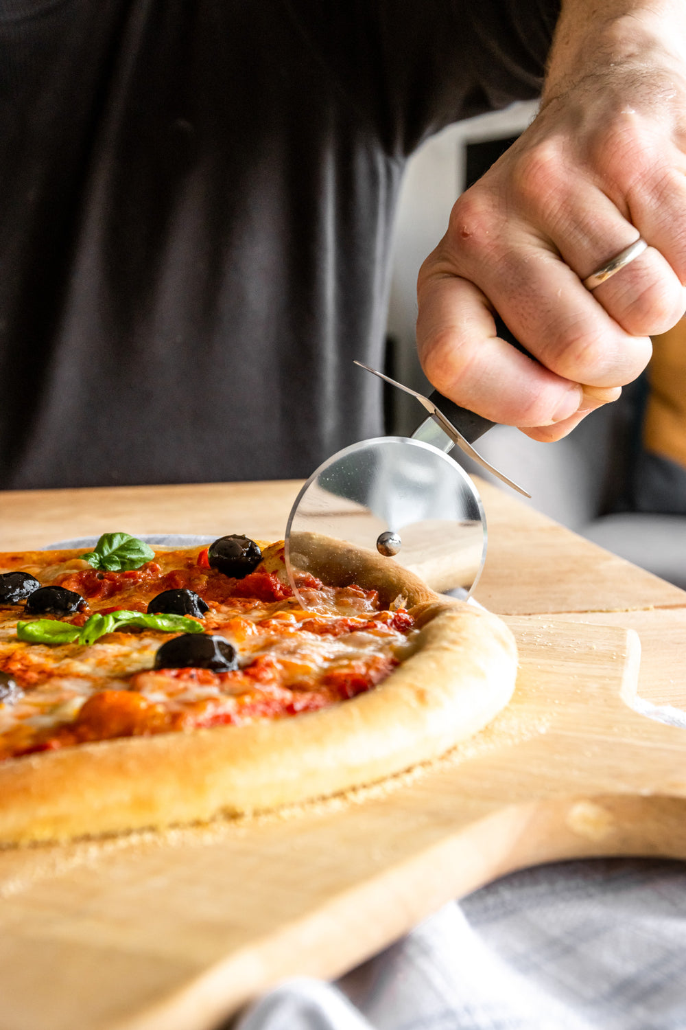 KitchenCraft Nylon Handled Stainless Steel Pizza Cutter