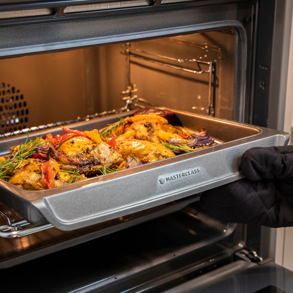 MasterClass Smart Stack Non-Stick 40.5cm x 31cm Baking Tray image 5