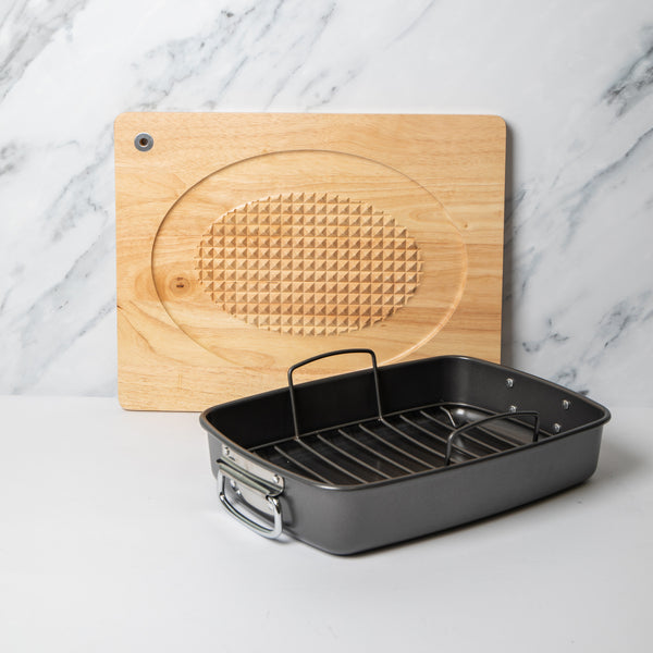 2pc Roasting Set with Large Non-Stick Roasting Tin & Rack and Wooden Studded Carving Board image 2