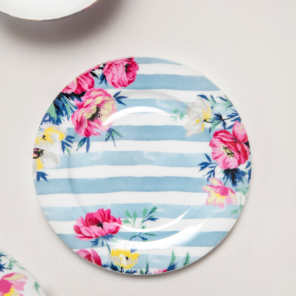 16pc Floral Porcelain Dining Set with 4x 26cm Dinner Plates, 4x 19cm Side Plates, 4x 19cm Bowls and 4x 330ml Mugs - Clovelly