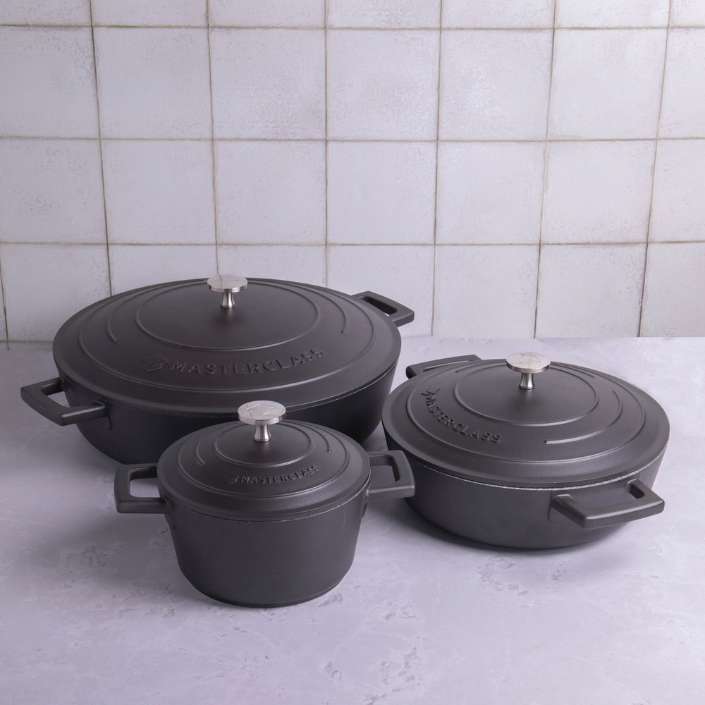 MasterClass 3pc Cast Aluminium Casserole Dish Set with 2.5L and 5L Shallow Casserole Dishes and 1.4L Casserole Dish, Black