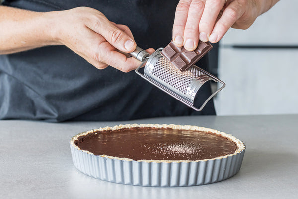 KitchenCraft Oval Handled Professional Stainless Steel Curved Grater image 7