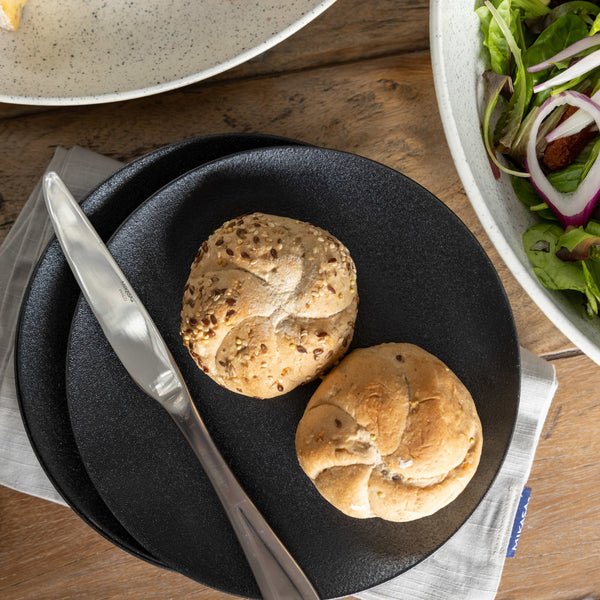 Maxwell & Williams Caviar Coupe 20cm Plate Black image 7