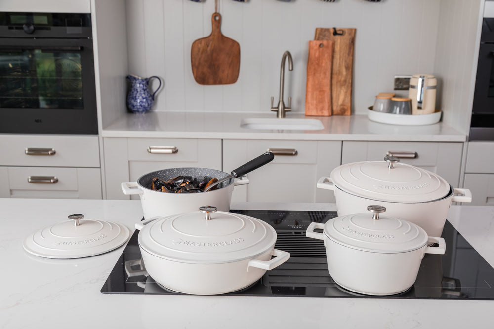 MasterClass Cream Cast Aluminium Casserole Dish, 4L