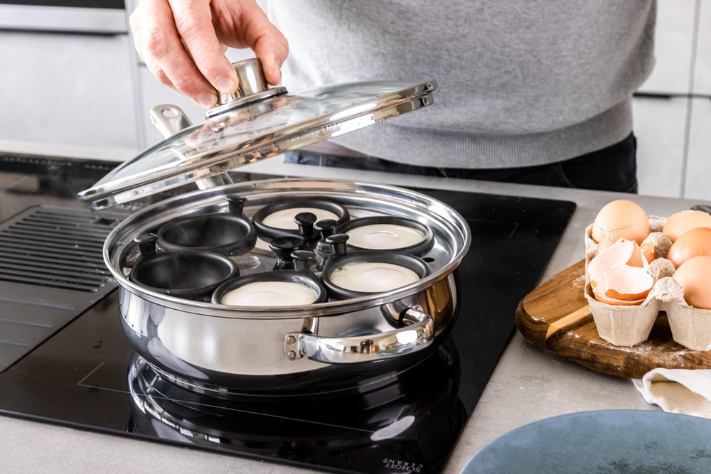 KitchenCraft Stainless Steel 6-Hole Egg Poacher, 28cm