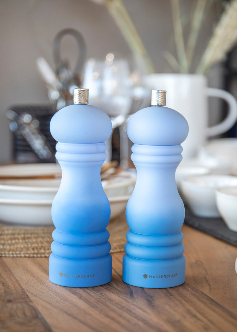 MasterClass Salt or Pepper Mill (17cm) - Blue Ombre