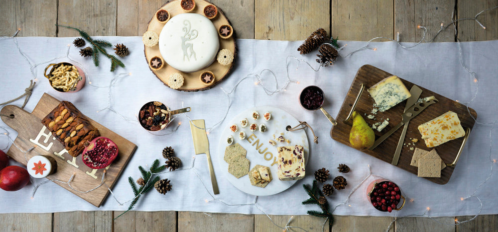 Artesá Round White Marble Cheese Board