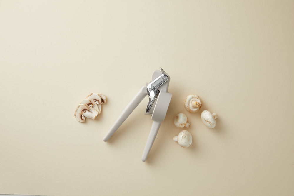 Chef'n Freshforce™ Handheld Slicer