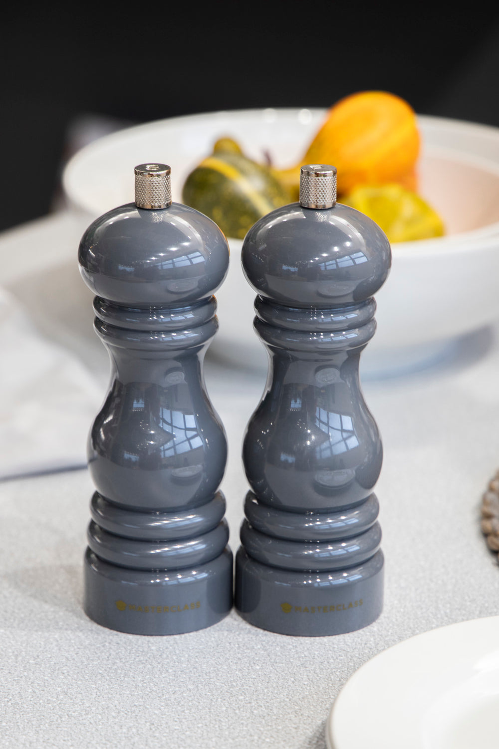 MasterClass Salt or Pepper Mill (17cm) - Dark Grey