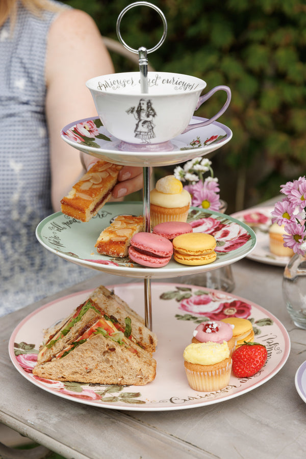 Mikasa and the V&A Alice In Wonderland Bone China 3-Tier Cake Stand image 6