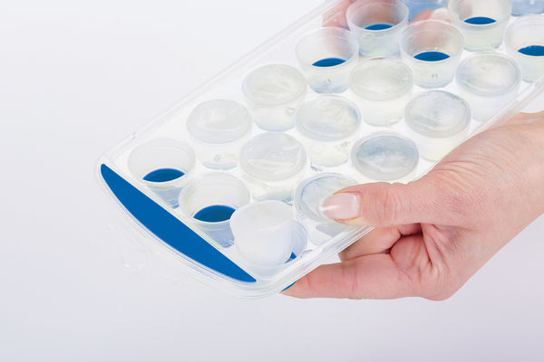 Colourworks Blue Pop Out Flexible Ice Cube Tray image 2