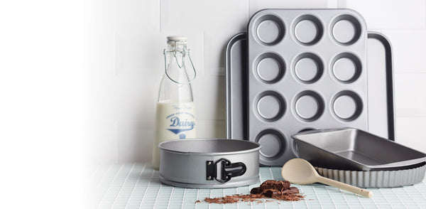 KitchenCraft Non-Stick Twelve Hole Shallow Pan image 2