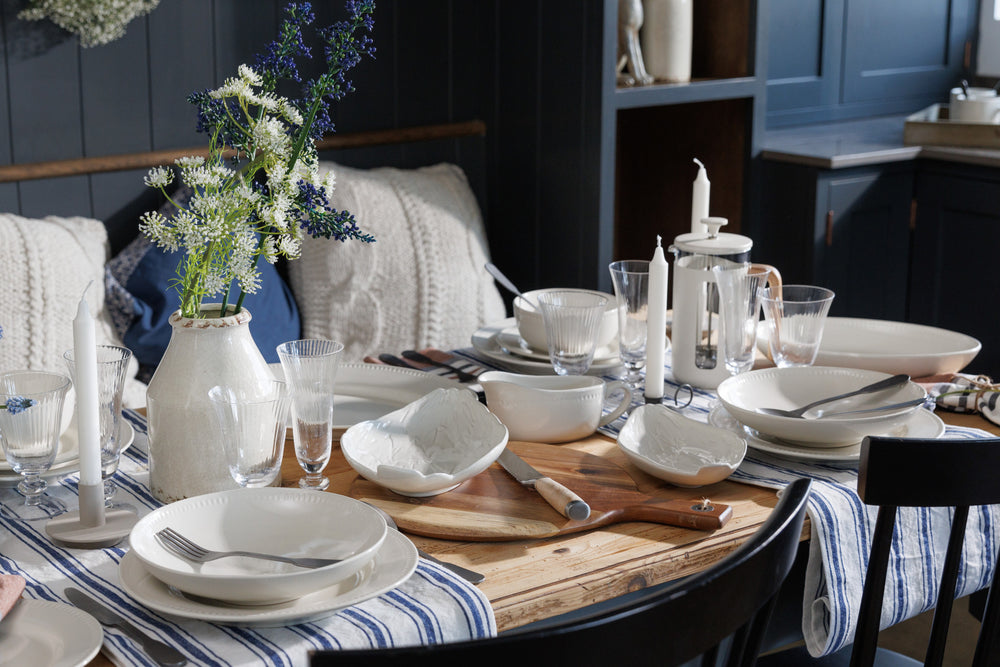 Mikasa Cranborne Stoneware Gravy Boat, 300ml, Cream